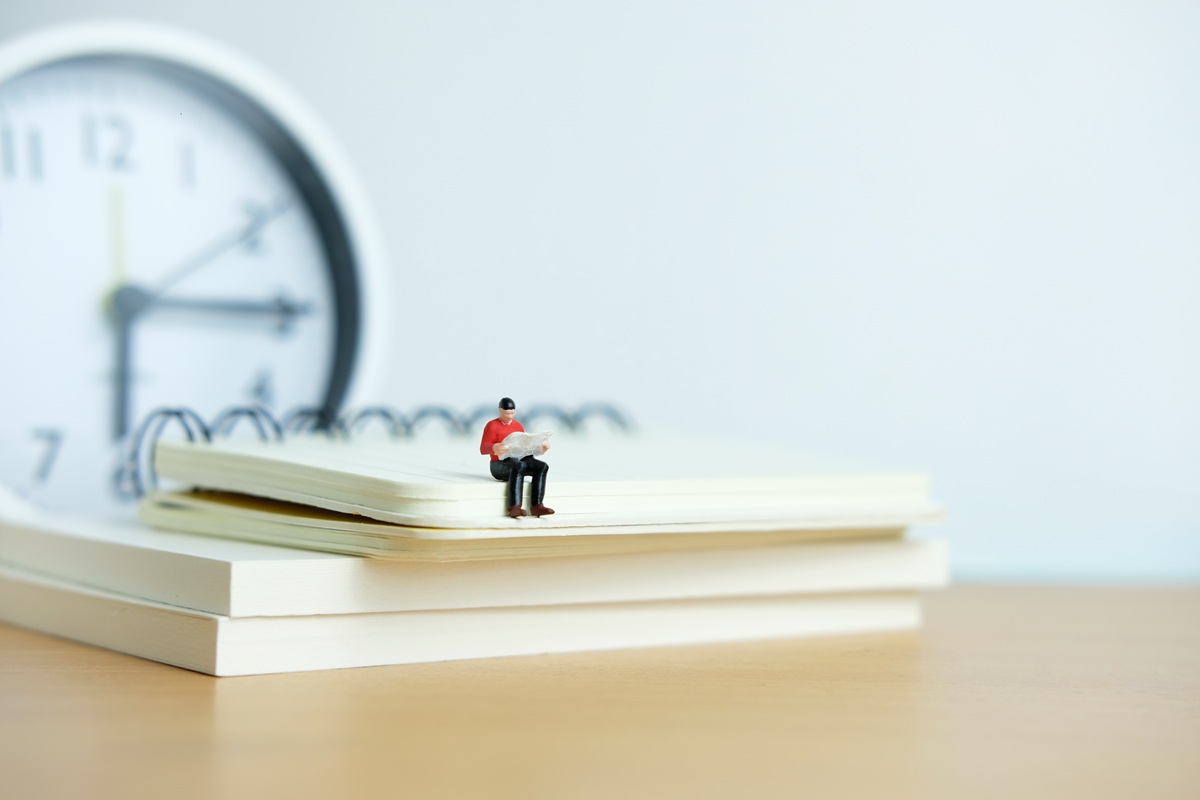 校正者の一日のスケジュール［会社員・フリーランス・在宅校正者のとある一日］